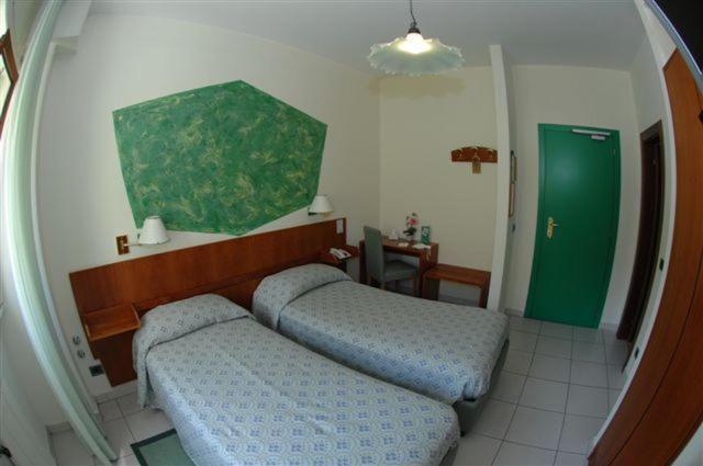 Hotel Boston Livorno Zewnętrze zdjęcie